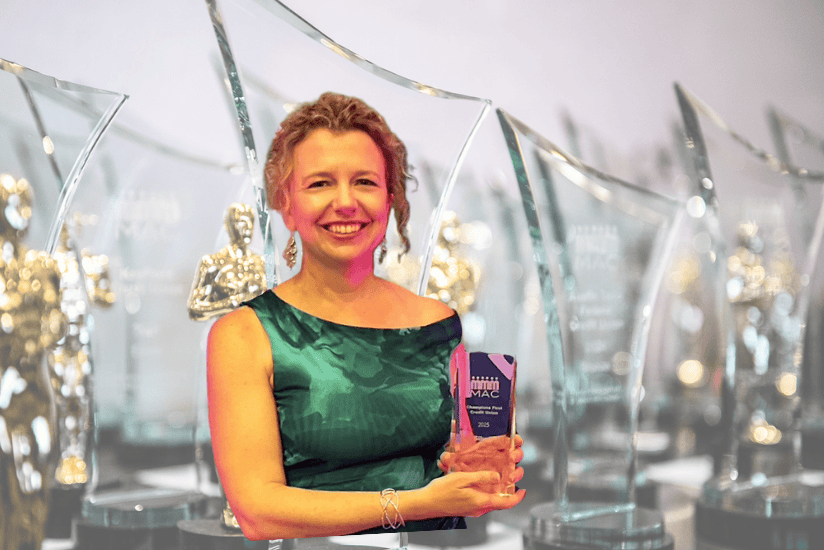 Jessie Watson holding the MAC Award